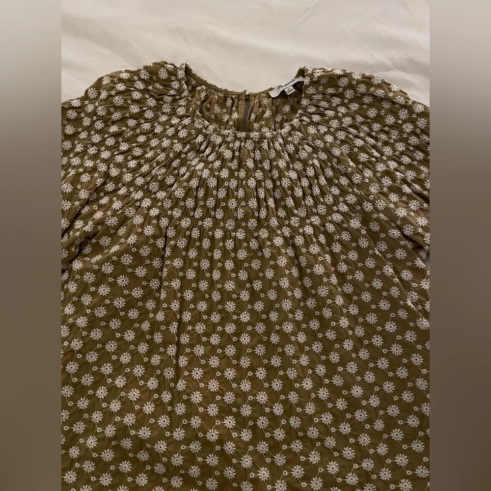 Madewell daisy embroidered shirred puff-sleeve top